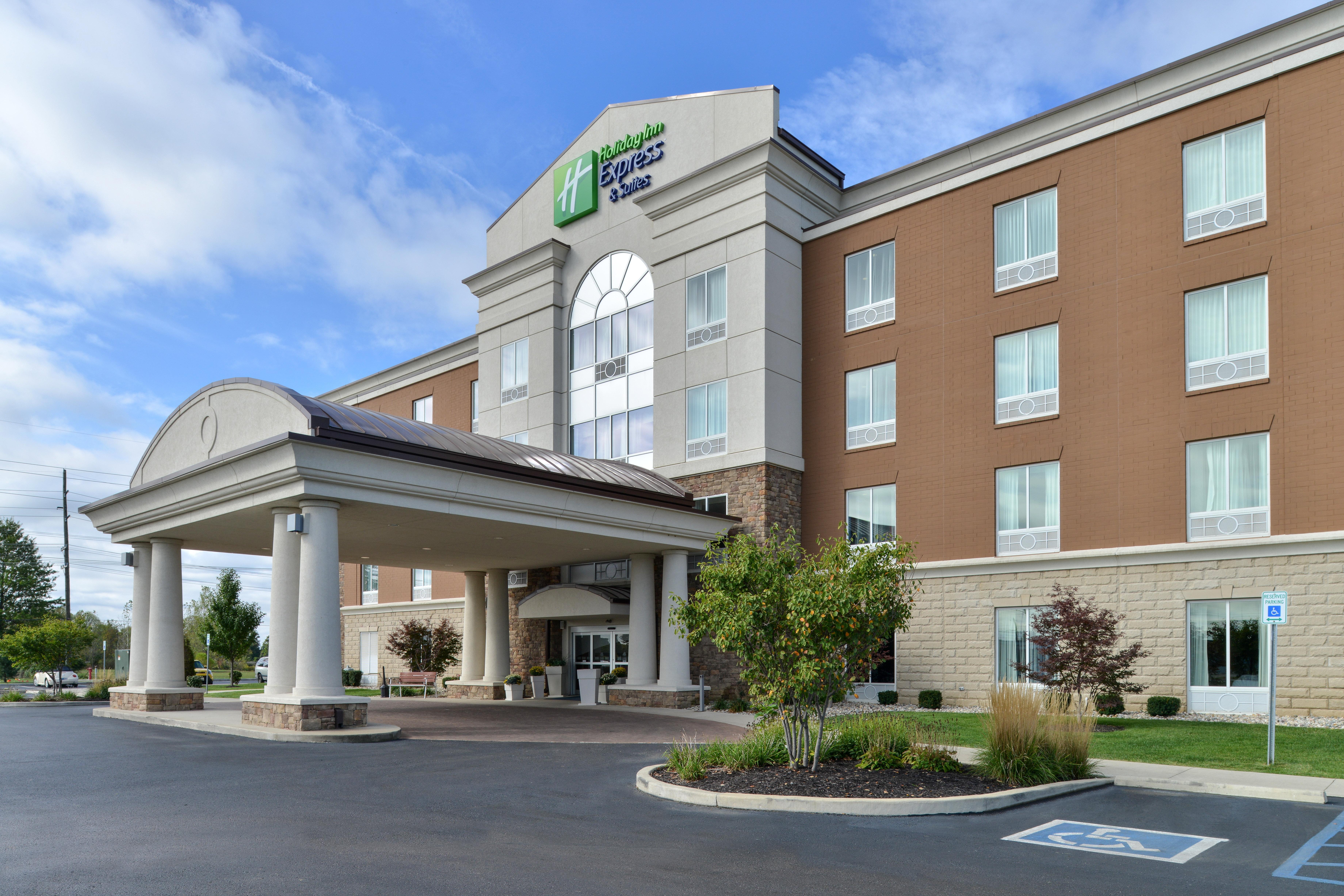 Holiday Inn Express Hotel & Suites Terre Haute By Ihg Exterior foto